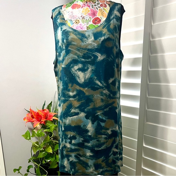 LOGO Layers by Lori Goldstein Printed Knit Tank - Picture 1 of 4